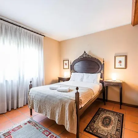 Miramar Beach House Вила-Нова-ди-Гая