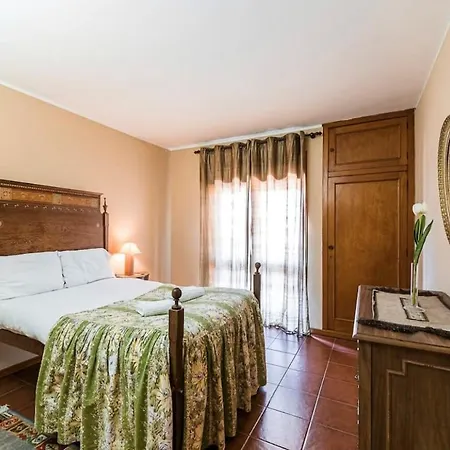 Miramar Beach House Дом отдыха Вила-Нова-ди-Гая